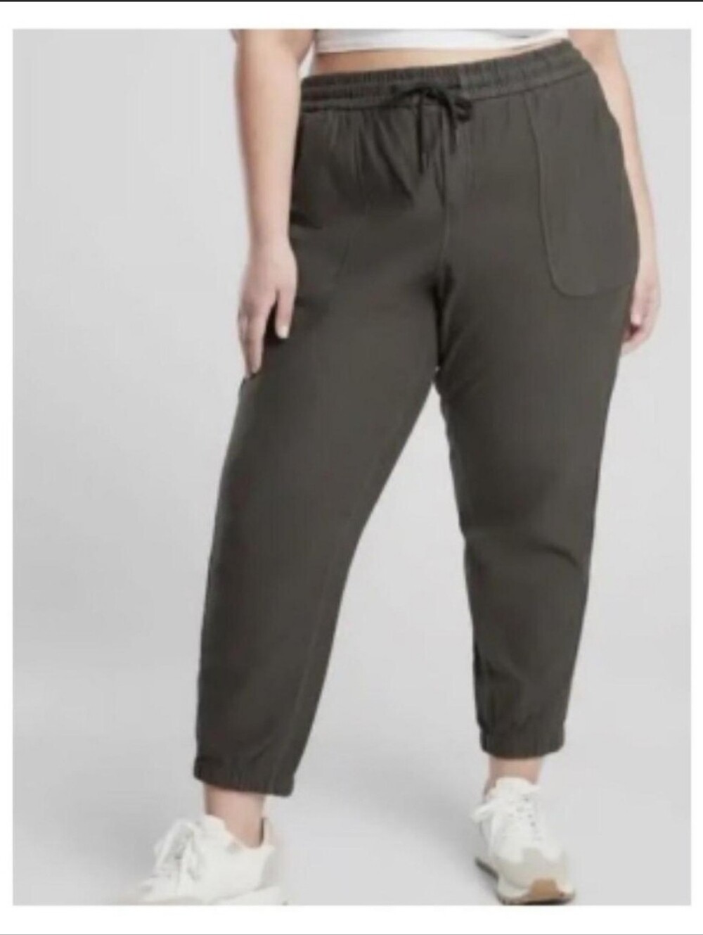 Athleta Farallon Jogger size 26 Plus Size Taupe Gray Mid Rise Pockets Stretchy